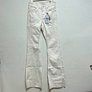 Mid-rise flared jeans